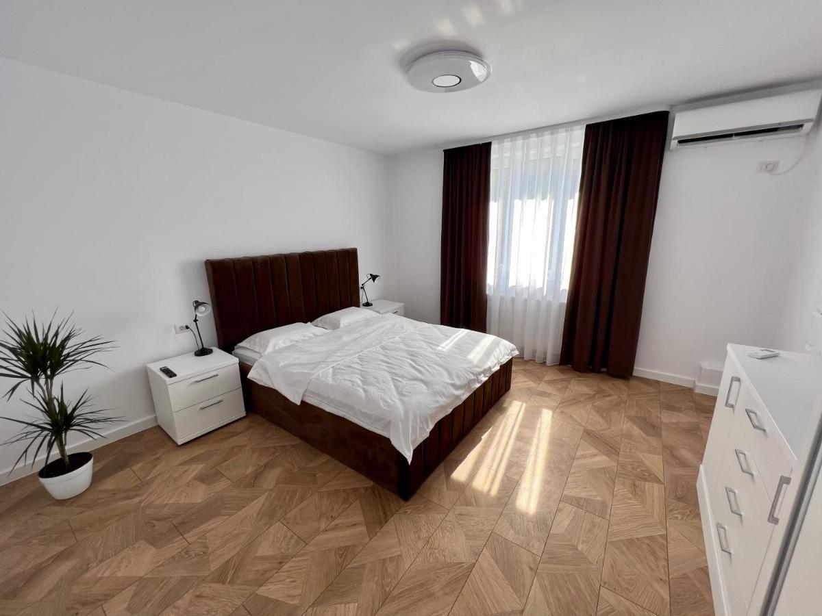 Ancodirect Apartments Radauţi Bagian luar foto